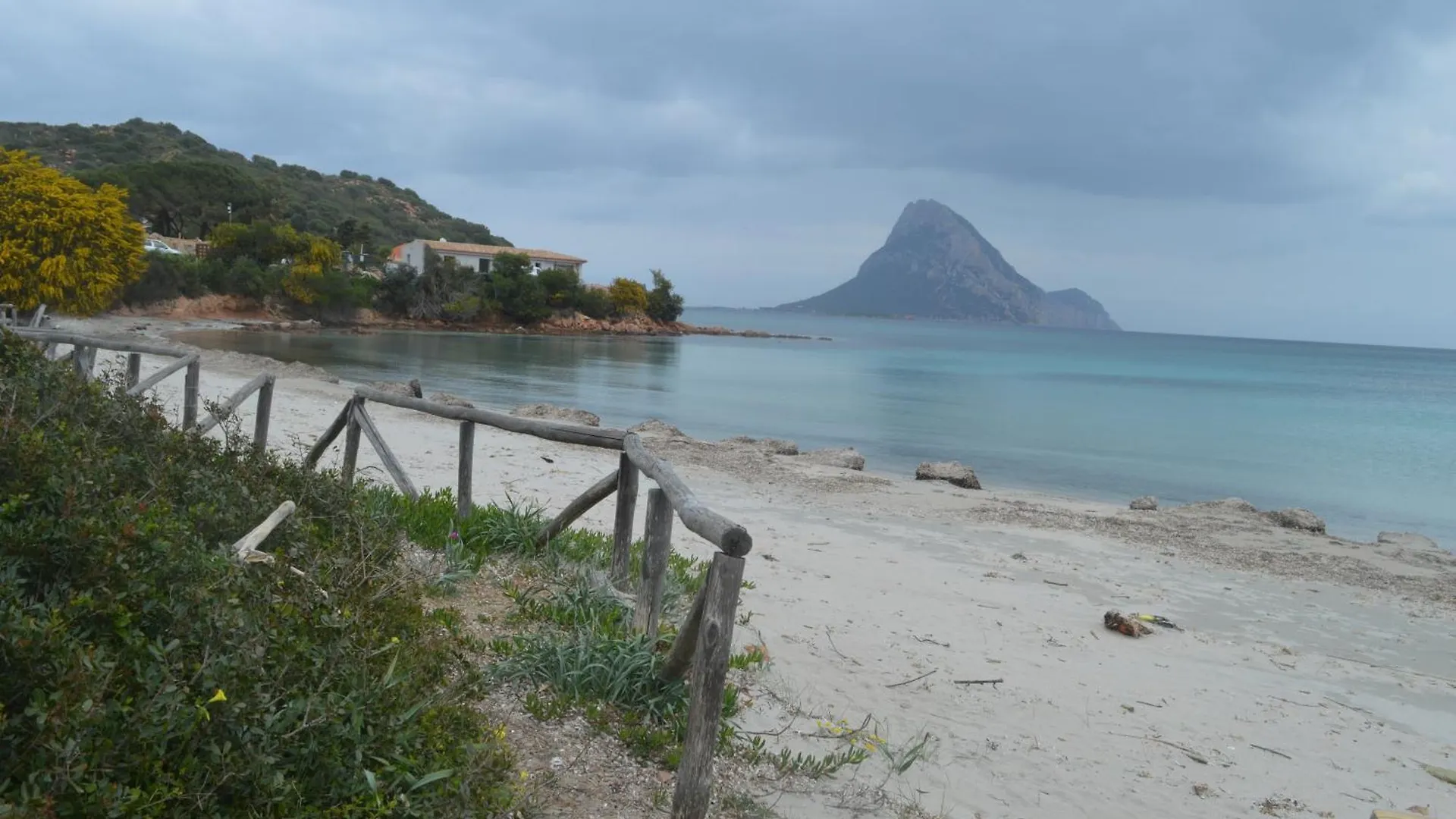 Appartamento Delle Rose Porto Taverna Appartement